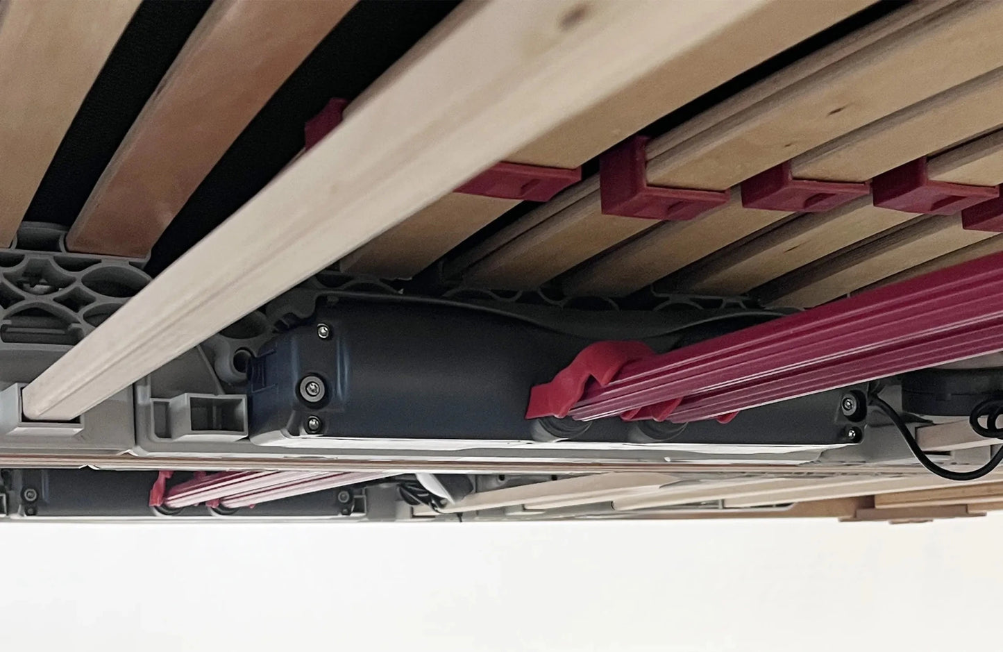 Rete a Doghe in Legno Motorizzata a Scomparsa – Alzate Separate | AURORA dispositivo-medico-classe-1 JoyShop Materassi