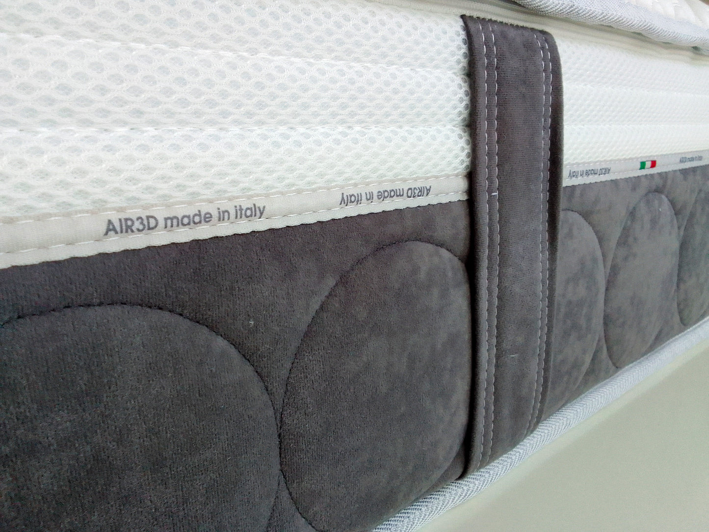 High density 7-zone PolarGel H25 Memory Foam Mattress - REGENERATE