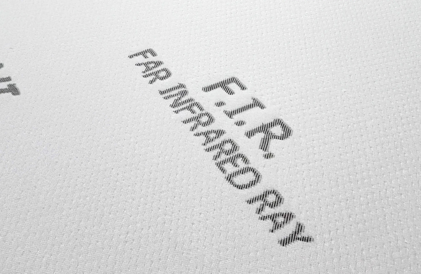 Dettaglio tessuto tecnico FIR bioceramico della cover - JOYINNERGY - JoyShop Materassi